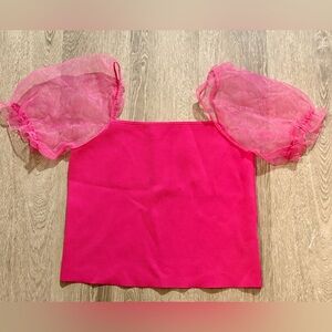 House of Harlow 1960 Vibrant Pink Blouse With Shear Short Sleeves